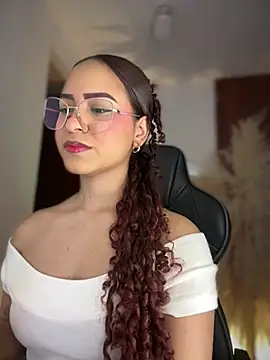 Snapshot of gretta_kler1 chatting on 29, 5, 2026 gretta kler1 online show from 29, 5, 2026