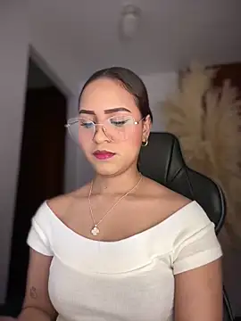 gretta kler1 online show from 6, 1, 2026