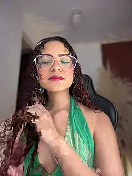 Snapshot of gretta_kler1 chatting on 4, 6, 2026 gretta kler1 online show from 4, 6, 2026