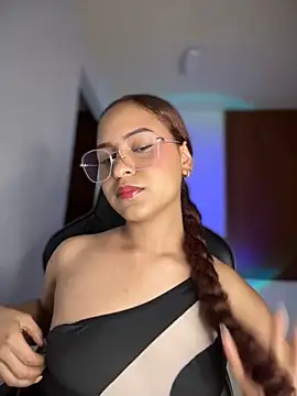gretta kler1 online show from 27, 2, 2025