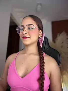 gretta kler1 online show from 5, 3, 2026