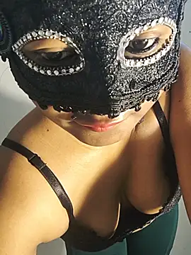 Snapshot of FANTASY_QUEEN_07 chatting on 8, 7, 2026 FANTASY QUEEN 07 online show from 8, 7, 2026