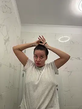 deliaroyal online show from 28, 10, 2025