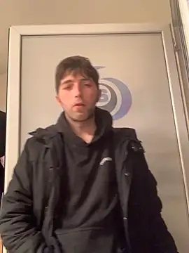 Snapshot of GuillaumebeauZizi chatting on 7, 2, 2026 GuillaumebeauZizi online show from 7, 2, 2026