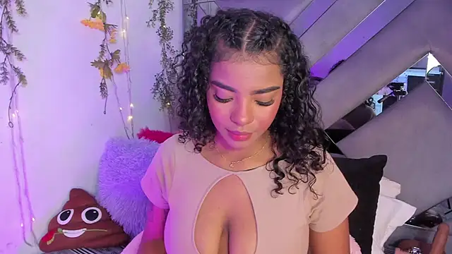 Iris hott1 online show from 13, 3, 2025