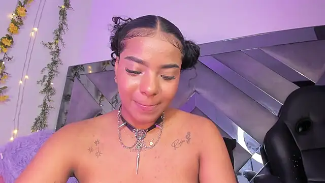 Iris hott1 online show from 18, 1, 2025