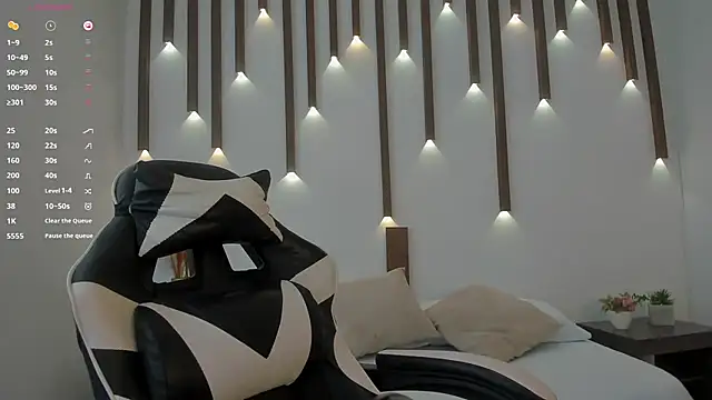 Snapshot of megan_cooper28 chatting on 27, 11, 2025 megan cooper28 online show from 27, 11, 2025