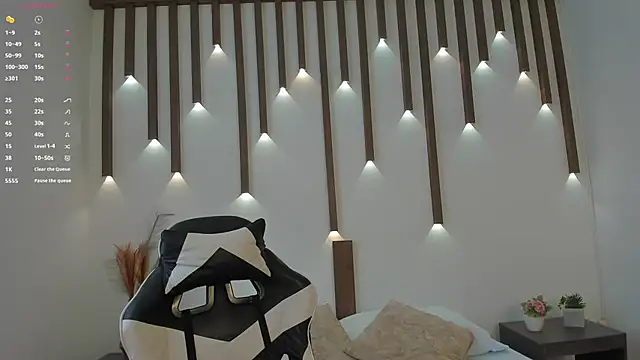 Snapshot of megan_cooper28 chatting on 7, 10, 2025 megan cooper28 online show from 7, 10, 2025