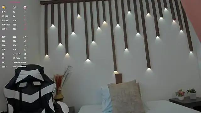 Snapshot of megan_cooper28 chatting on 4, 11, 2025 megan cooper28 online show from 4, 11, 2025