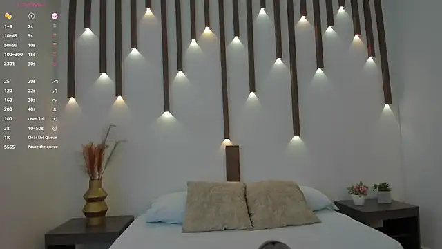 Snapshot of megan_cooper28 chatting on 10, 11, 2025 megan cooper28 online show from 10, 11, 2025