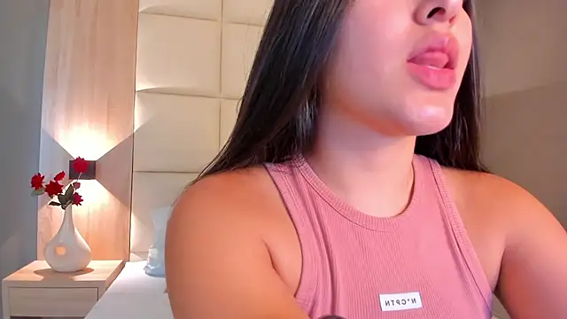 Snapshot of megan_cooper28 chatting on 21, 10, 2025 megan cooper28 online show from 21, 10, 2025