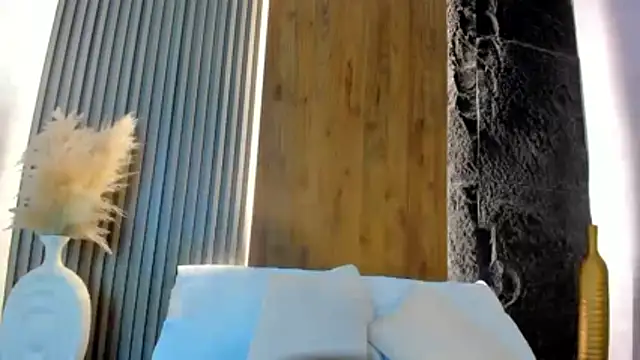 Snapshot of megan_cooper28 chatting on 23, 10, 2025 megan cooper28 online show from 23, 10, 2025