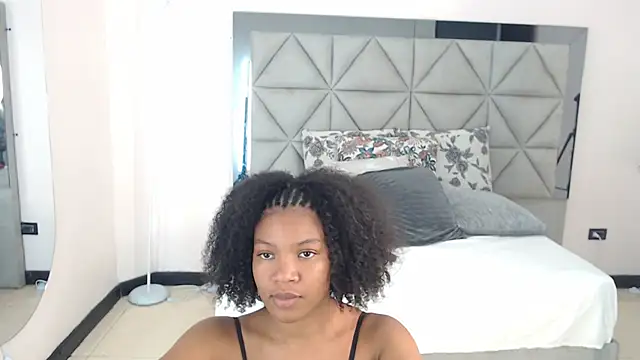 Snapshot of genesis_moretz chatting on 23, 5, 2026 genesis moretz online show from 23, 5, 2026