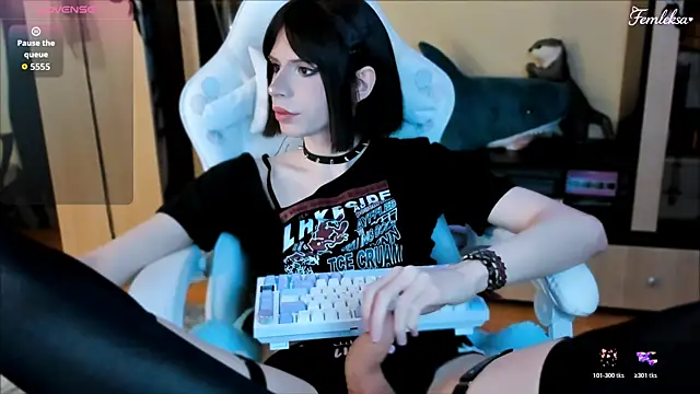 FemAlexa  online show from 24, 4, 2026