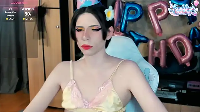Snapshot of FemAlexa_ chatting on 21, 5, 2026 FemAlexa online show from 21, 5, 2026