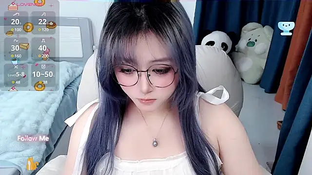 Snapshot of Sweet-18wanwan chatting on 21, 2, 2025 Sweet-18wanwan online show from 21, 2, 2025