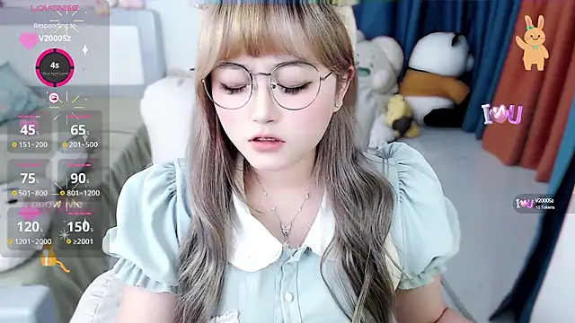 Snapshot of Sweet-18wanwan chatting on 14, 9, 2025 Sweet-18wanwan online show from 14, 9, 2025