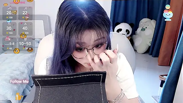 Snapshot of Sweet-18wanwan chatting on 18, 3, 2025 Sweet-18wanwan online show from 18, 3, 2025