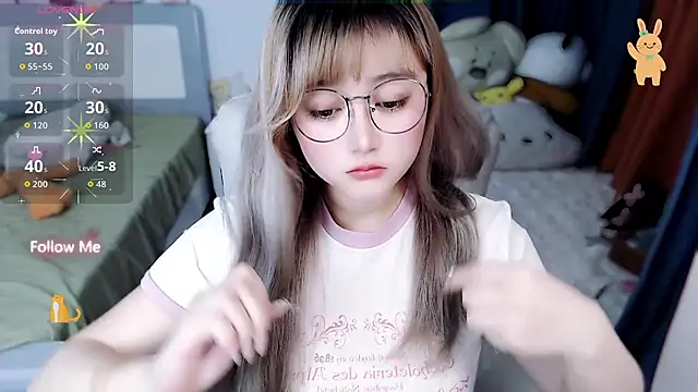 Snapshot of Sweet-18wanwan chatting on 16, 10, 2025 Sweet-18wanwan online show from 16, 10, 2025