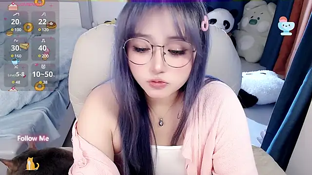 Snapshot of Sweet-18wanwan chatting on 8, 3, 2025 Sweet-18wanwan online show from 8, 3, 2025