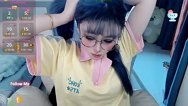 Snapshot of Sweet-18wanwan chatting on 17, 2, 2025 Sweet-18wanwan online show from 17, 2, 2025