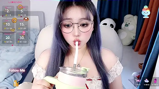 Snapshot of Sweet-18wanwan chatting on 22, 3, 2025 Sweet-18wanwan online show from 22, 3, 2025