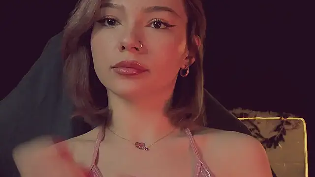 SandraBoyl online show from 4, 12, 2025