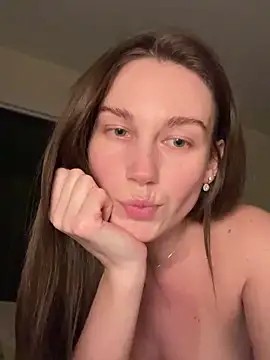 JasminJames online show from 25, 1, 2025