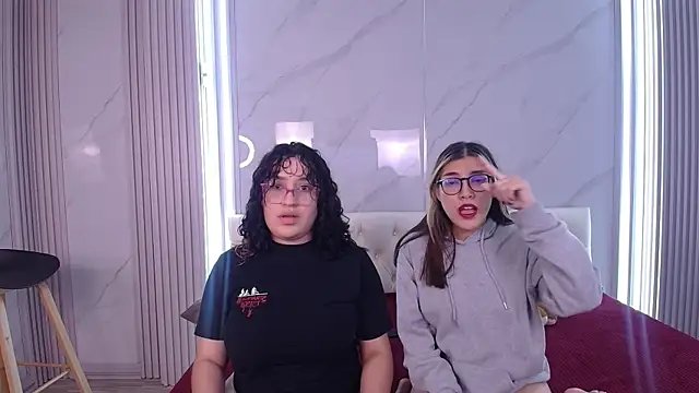 Little Cuttie  online show from 15, 9, 2025