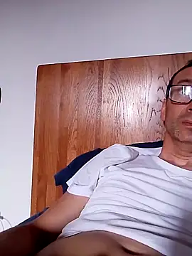 Snapshot of Anastasio33 chatting on 2, 6, 2026 Anastasio33 online show from 2, 6, 2026