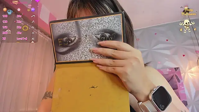 Snapshot of Candy_morgan412 chatting on 8, 11, 2025 Candy morgan412 online show from 8, 11, 2025