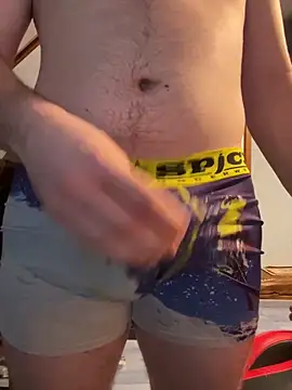 Snapshot of youlo71 chatting on 14, 12, 2024 youlo71 online show from 14, 12, 2024