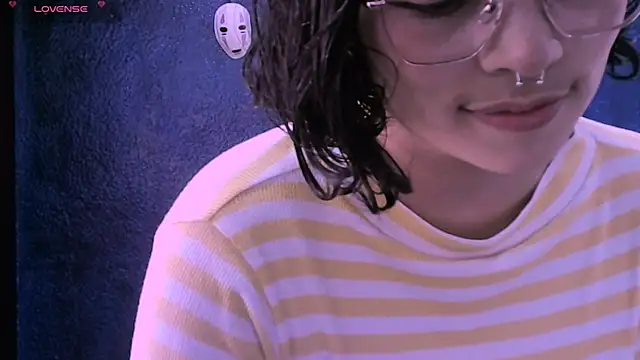 Snapshot of NinaYellow chatting on 5, 12, 2024 NinaYellow online show from 5, 12, 2024