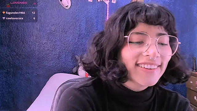 Snapshot of NinaYellow chatting on 18, 2, 2025 NinaYellow online show from 18, 2, 2025