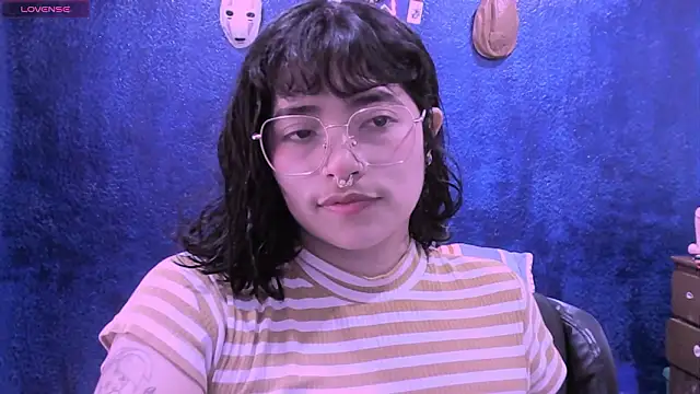 NinaYellow online show from 16, 1, 2026