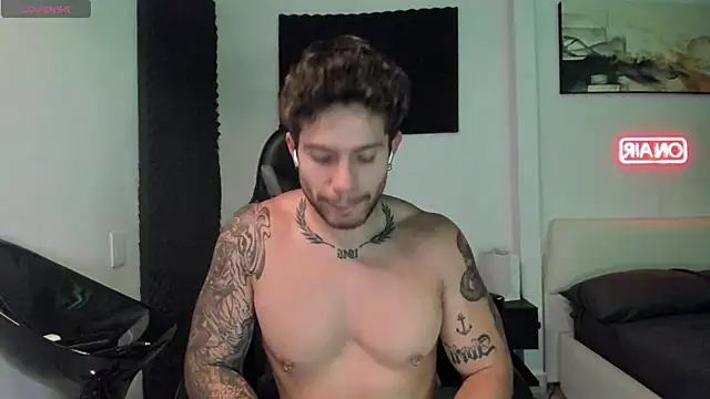 LucianSinclair online show from 2, 12, 2025