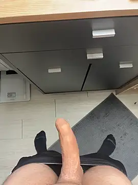 Mecchaud06 online show from 8, 2, 2026