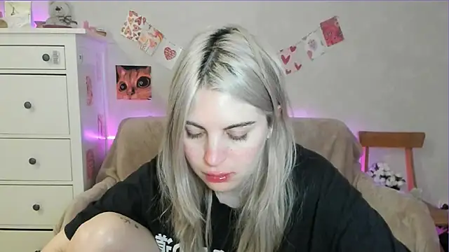Snapshot of pawpaws chatting on 9, 5, 2026 pawpaws online show from 9, 5, 2026