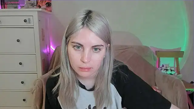 Snapshot of pawpaws chatting on 5, 5, 2026 pawpaws online show from 5, 5, 2026