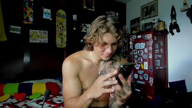 Tom Krakow online show from 24, 10, 2025