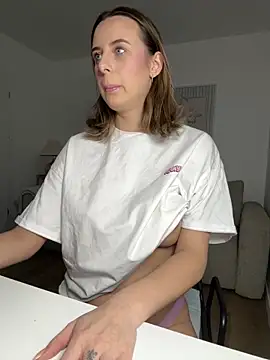 Hii Lolla online show from 22, 2, 2026