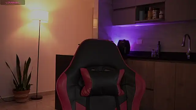 MarkHazze online show from 4, 2, 2026