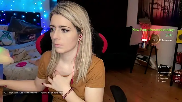 Lisaonthemoon online show from 11, 4, 2026