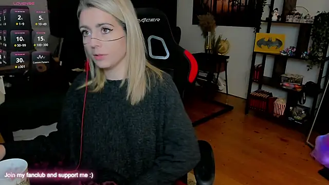 Lisaonthemoon online show from 19, 12, 2025