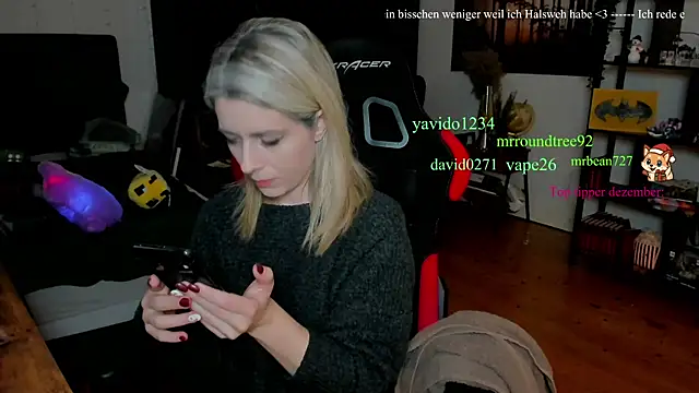 Lisaonthemoon online show from 14, 12, 2025