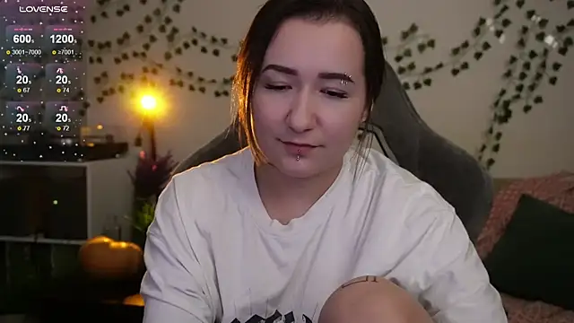 Megan  Hart online show from 9, 11, 2025