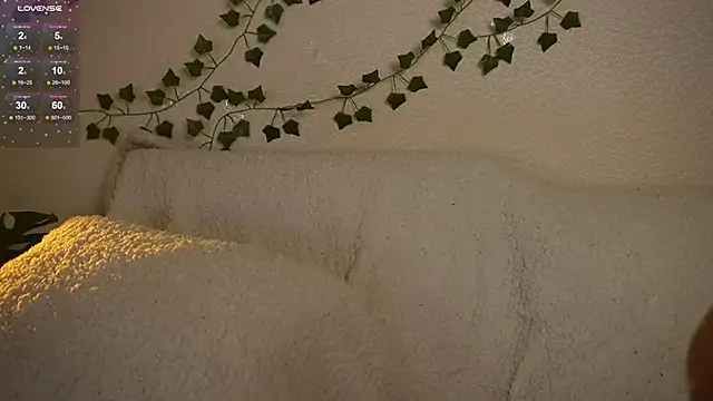 Snapshot of Megan__Hart chatting on 22, 12, 2025 Megan Hart online show from 22, 12, 2025