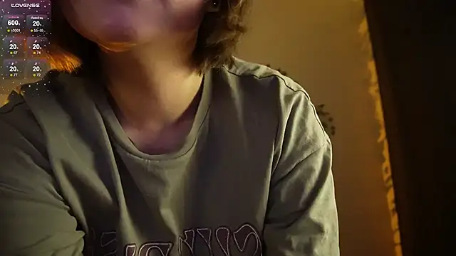 Snapshot of Megan__Hart chatting on 20, 12, 2025 Megan Hart online show from 20, 12, 2025