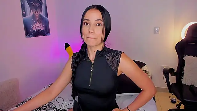 Snapshot of melanyrouse1 chatting on 21, 5, 2026 melanyrouse1 online show from 21, 5, 2026