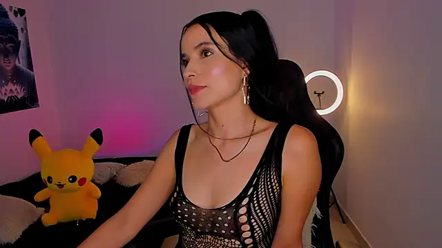 Snapshot of melanyrouse1 chatting on 5, 5, 2026 melanyrouse1 online show from 5, 5, 2026